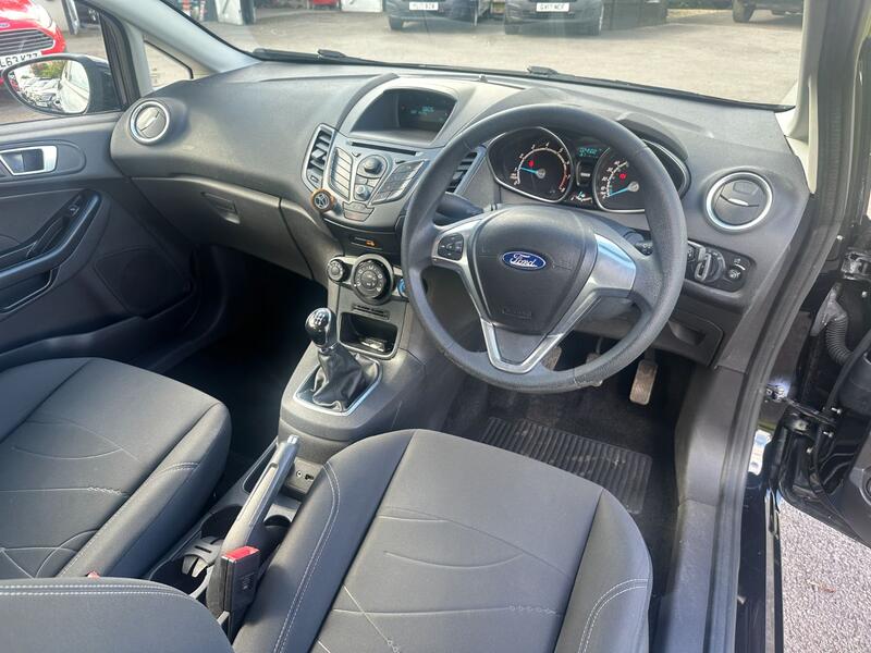 FORD FIESTA 1.3 Style 2013
