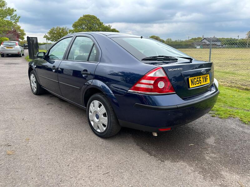 FORD MONDEO 1.8 LX 2007