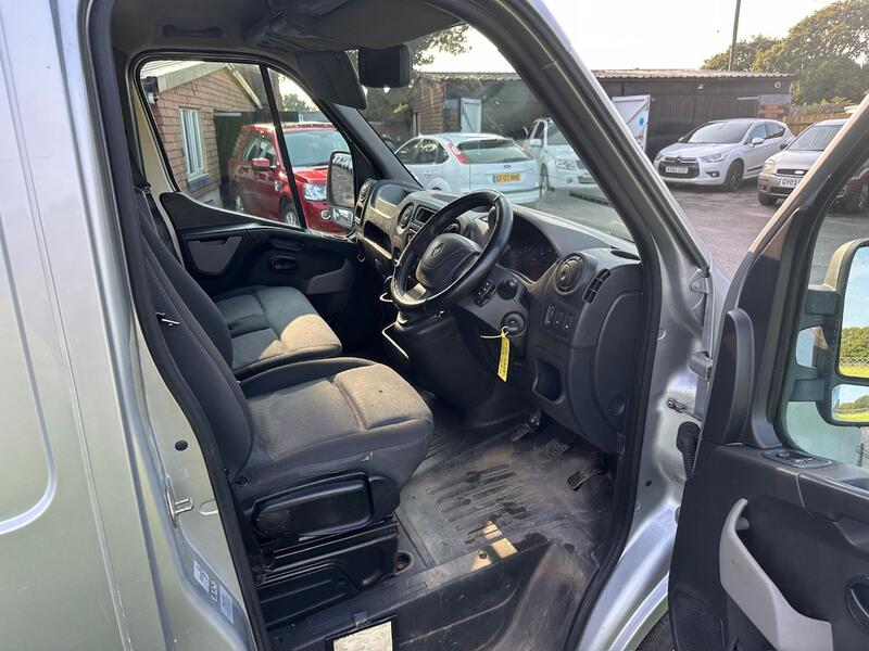 RENAULT MASTER 2.3 2011