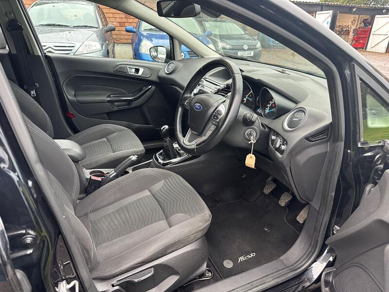 FORD FIESTA 1.5 TDCi Titanium 2012