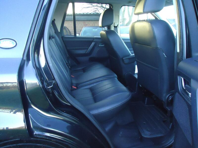 LAND ROVER FREELANDER 2 2.2 SD4 SE 2014