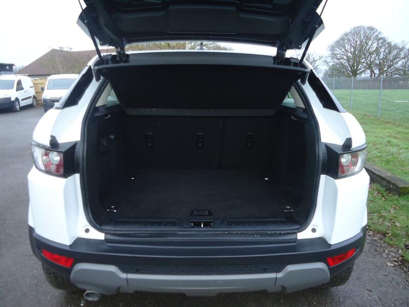 LAND ROVER RANGE ROVER EVOQUE 2.2 eD4 Pure Tech 2015