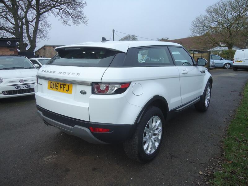 LAND ROVER RANGE ROVER EVOQUE 2.2 eD4 Pure Tech 2015