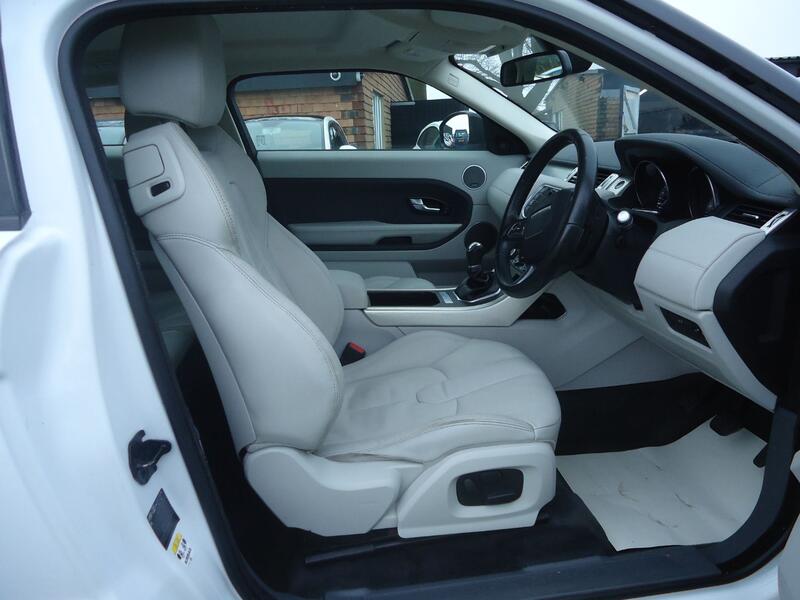 LAND ROVER RANGE ROVER EVOQUE 2.2 eD4 Pure Tech 2015