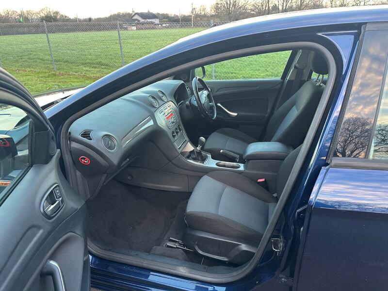 FORD MONDEO 1.8 TDCi Edge 2010