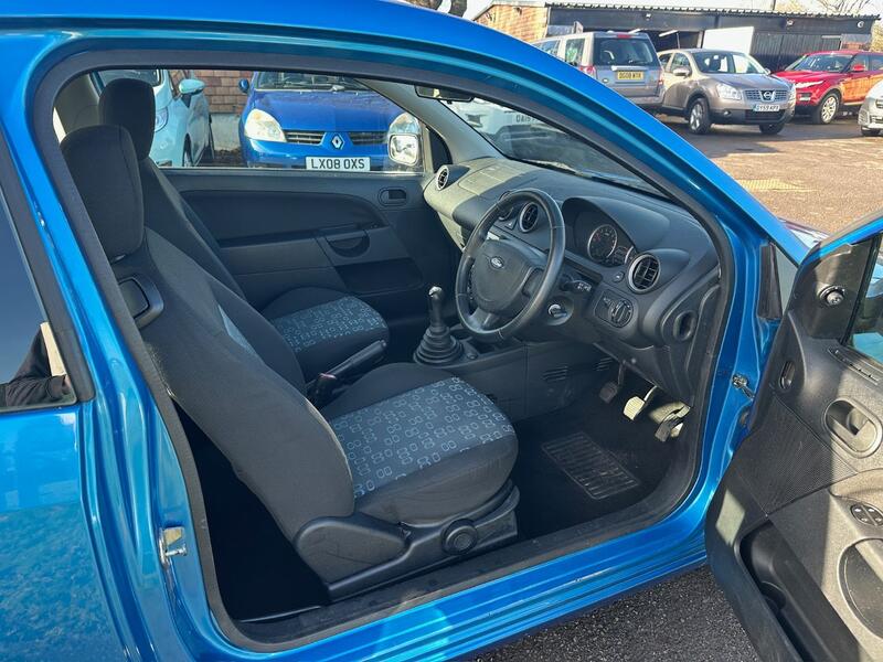 FORD FIESTA 1.3 LX 2004