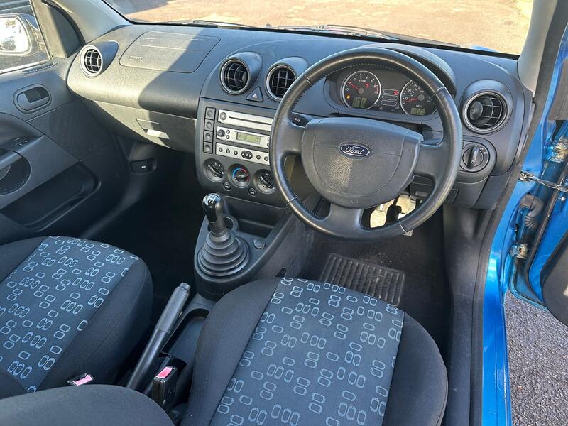 FORD FIESTA 1.3 LX 2004