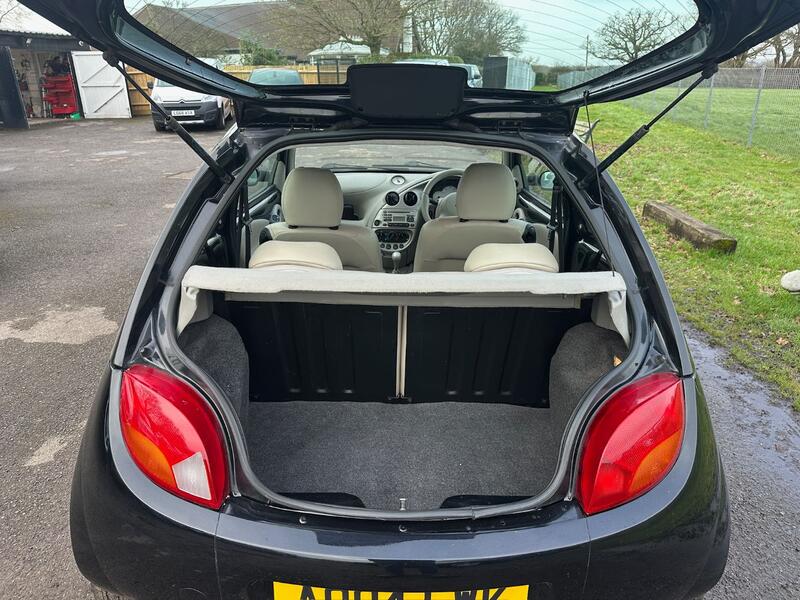 FORD KA 1.3 Luxury Limited Edition 2004