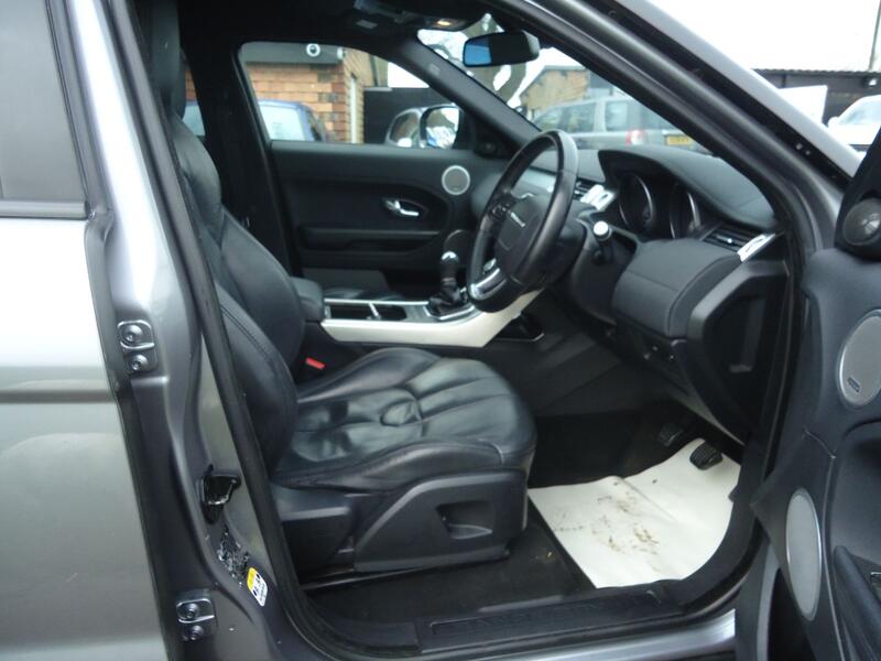 LAND ROVER RANGE ROVER EVOQUE 2.2 SD4 Pure 2012