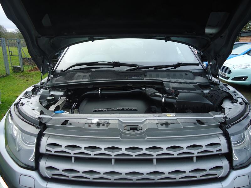 LAND ROVER RANGE ROVER EVOQUE 2.2 SD4 Pure 2012