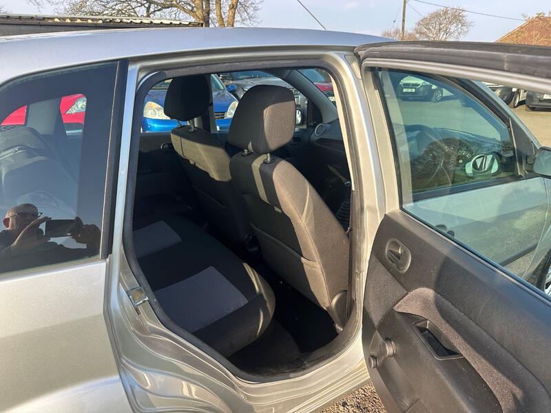 FORD FIESTA 1.3 Style 2008