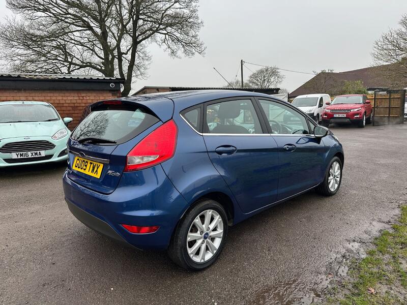 FORD FIESTA 1.3 Zetec 2009