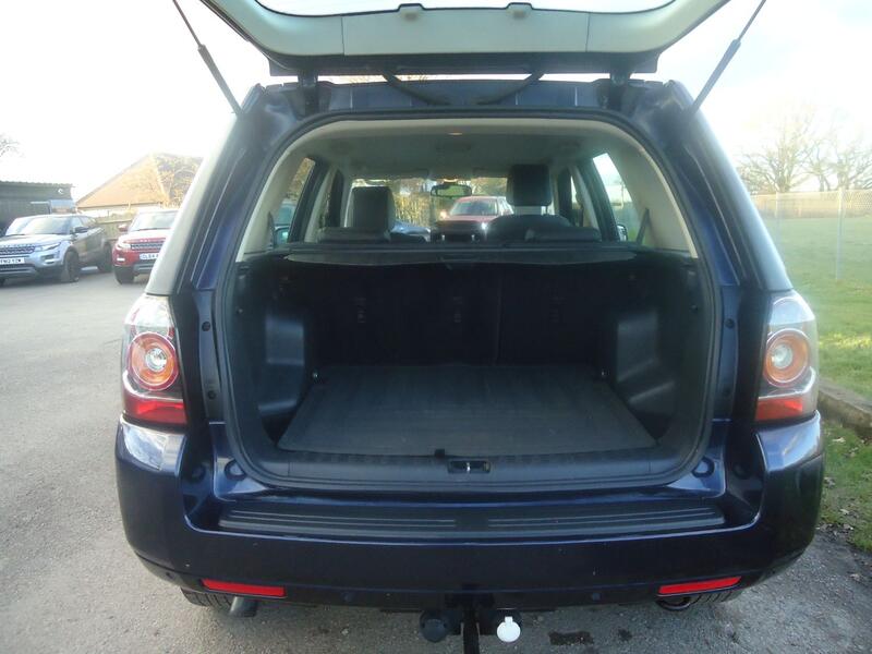 LAND ROVER FREELANDER 2 2.2 SD4 XS 2014
