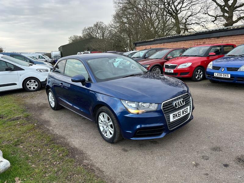 AUDI A1 1.6 TDI SE 2011