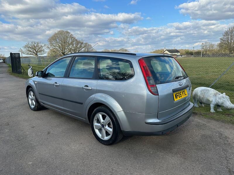 FORD FOCUS 2.0 TDCi Zetec Climate 2005