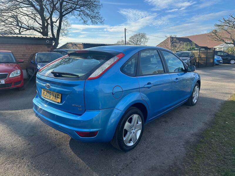 FORD FOCUS 1.6 Style 2008