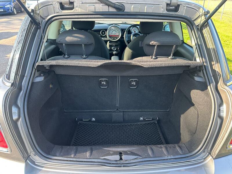 MINI HATCH 1.6 One Hatch 2013