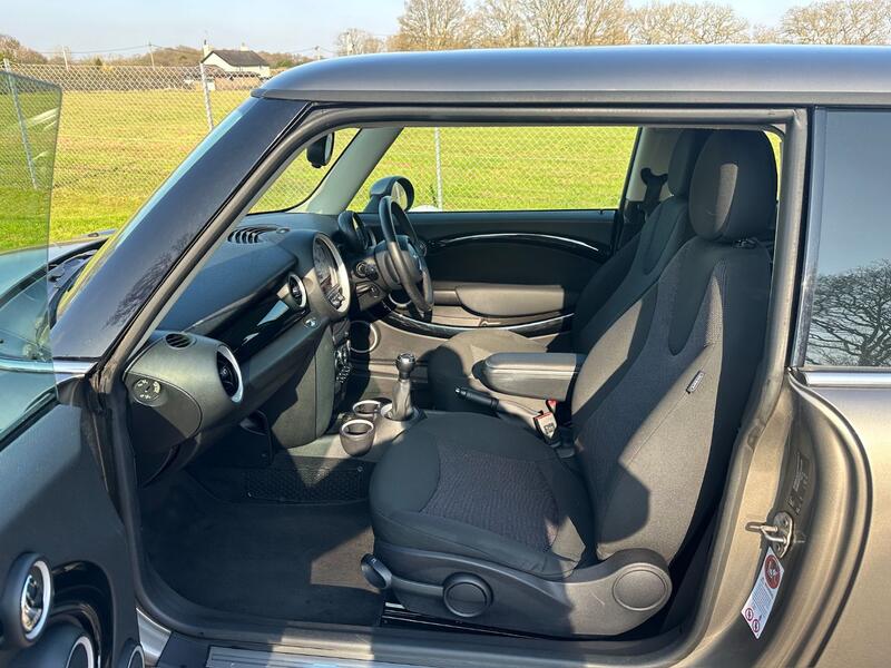 MINI HATCH 1.6 One Hatch 2013