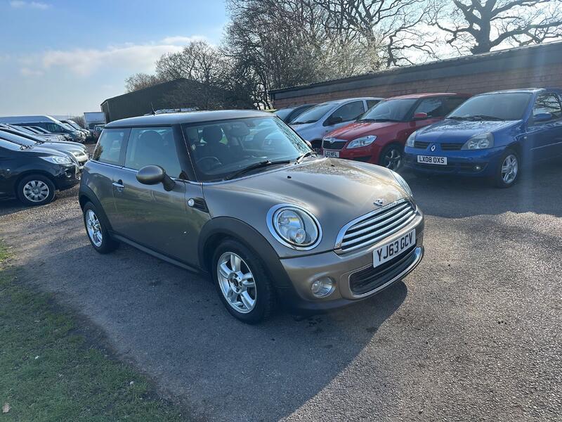 MINI HATCH 1.6 One Hatch 2013