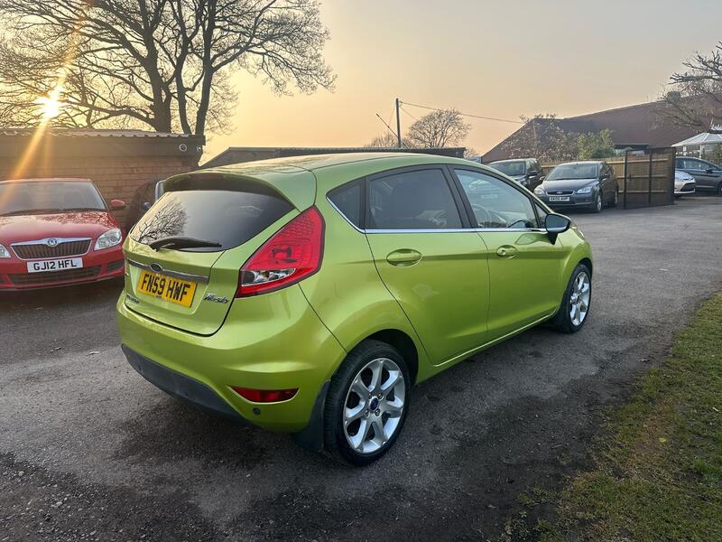 FORD FIESTA 1.6 TDCi Titanium 2009
