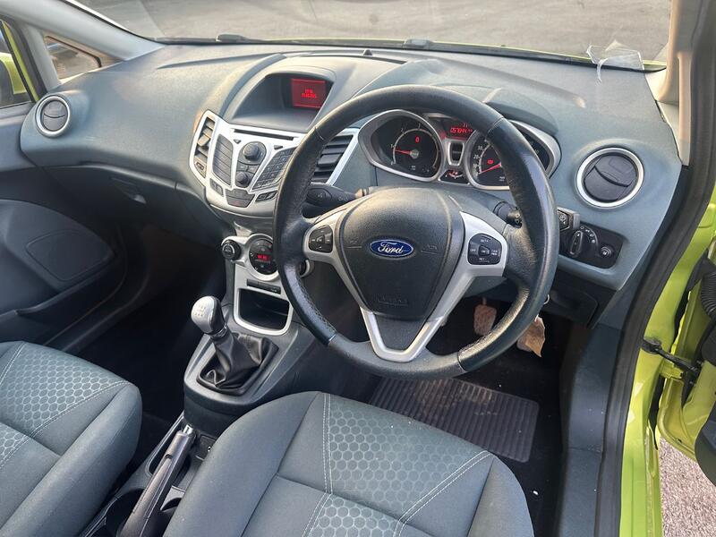 FORD FIESTA 1.6 TDCi Titanium 2009