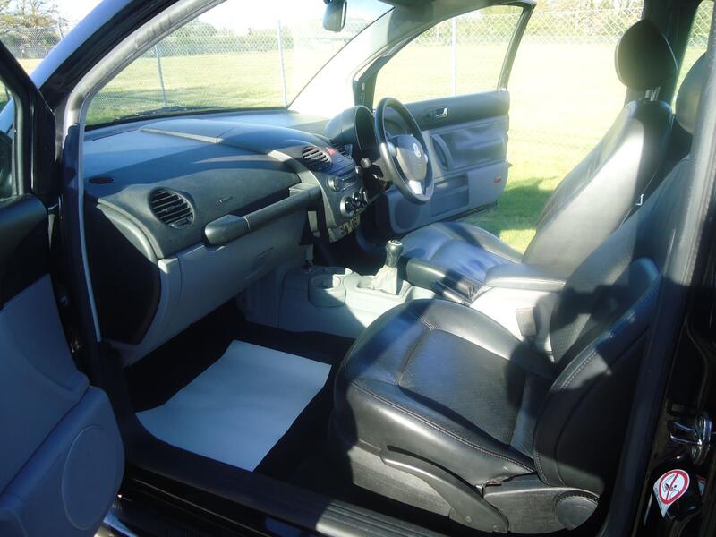 VOLKSWAGEN BEETLE 1.6 2005