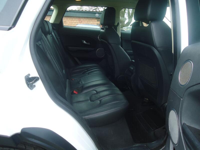 LAND ROVER RANGE ROVER EVOQUE 2.2 eD4 Pure 2015
