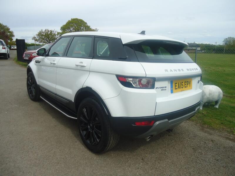 LAND ROVER RANGE ROVER EVOQUE 2.2 eD4 Pure 2015