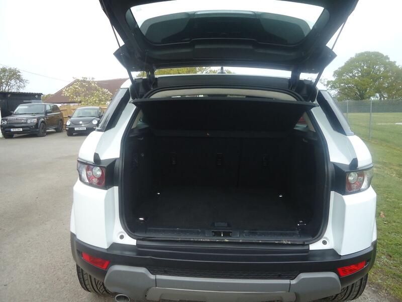 LAND ROVER RANGE ROVER EVOQUE 2.2 eD4 Pure 2015