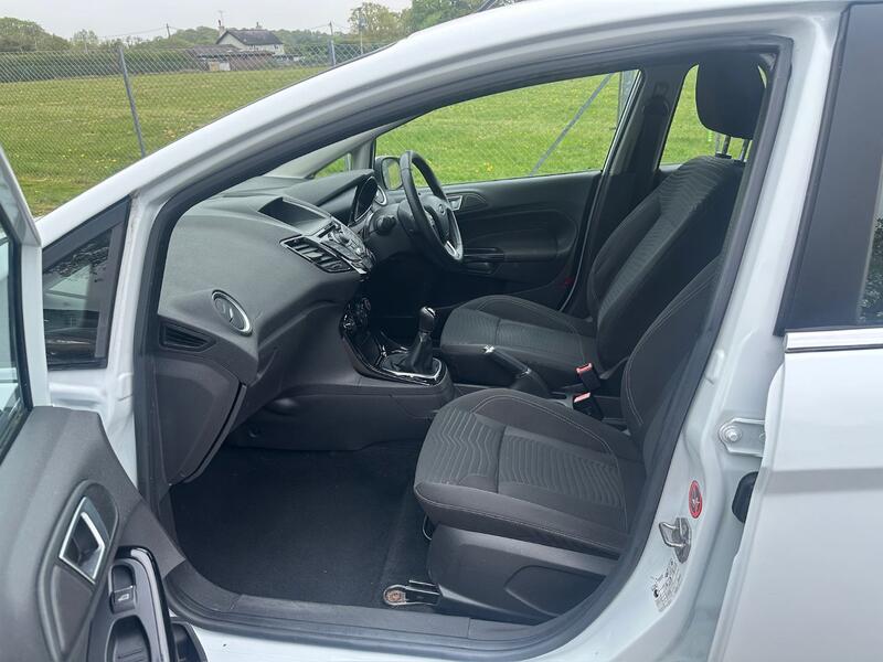 FORD FIESTA 1.3 Zetec 2014