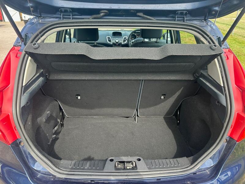 FORD FIESTA 1.3 Zetec 2011