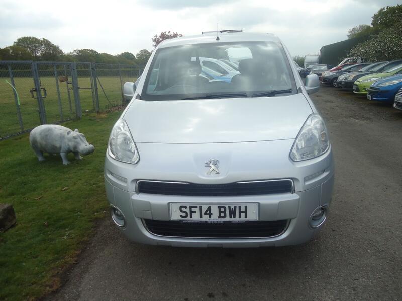 PEUGEOT PARTNER TEPEE 1.6 HDi Tepee S 2014