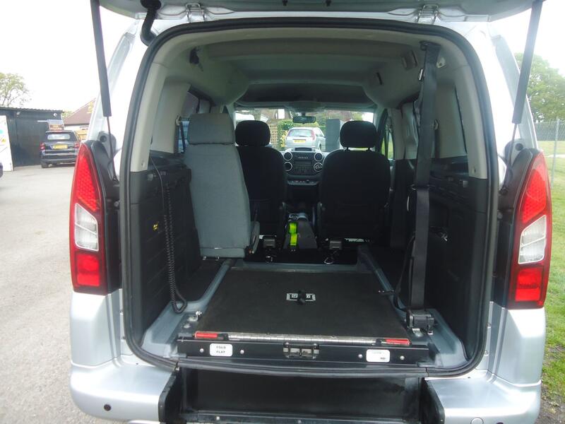 PEUGEOT PARTNER TEPEE 1.6 HDi Tepee S 2014